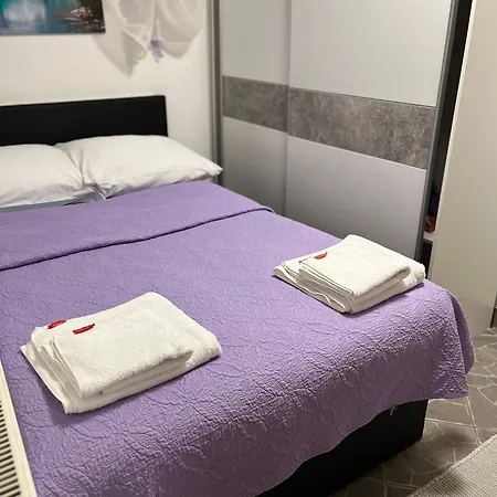 Apartament Ruzic *